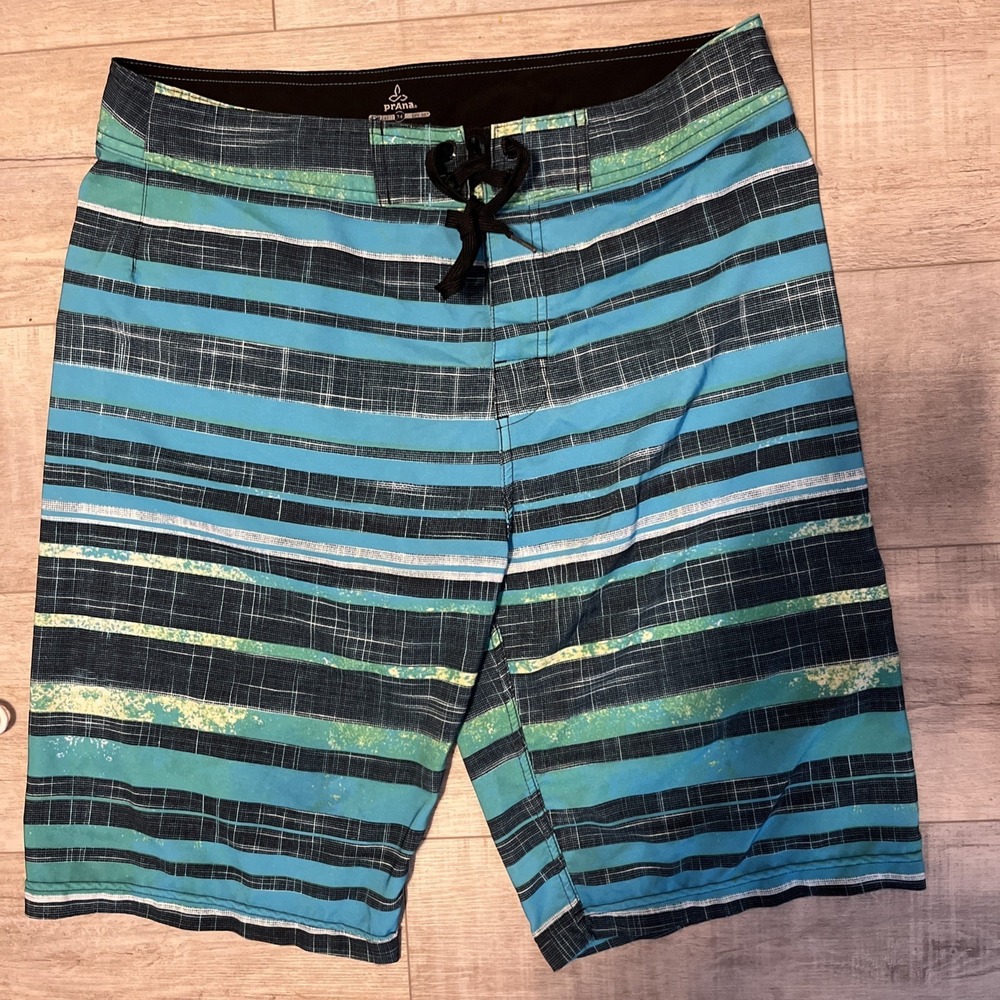 Prana UPF 50+ Board Shorts Mens 34 Blue Green Tropical